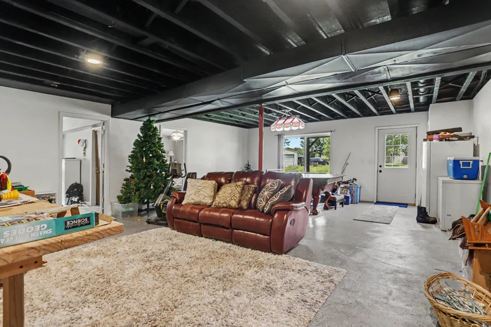 27797 M-60 Mendon, MI 49072