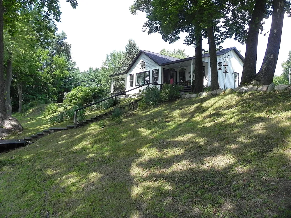 27797 M-60 Mendon, MI 49072