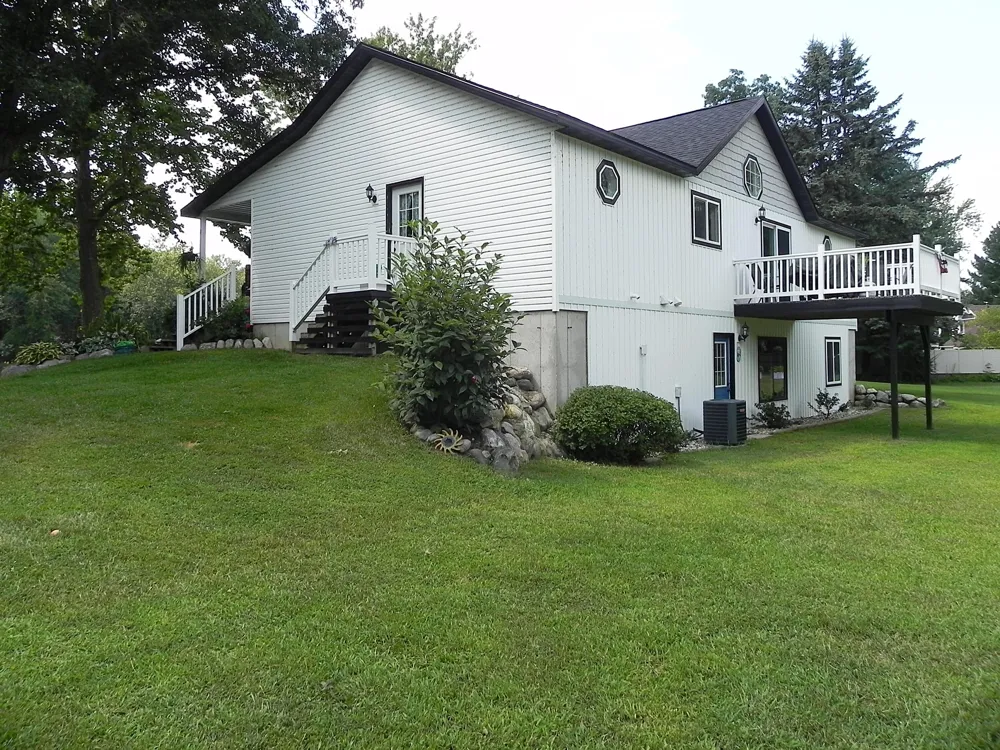 27797 M-60 Mendon, MI 49072