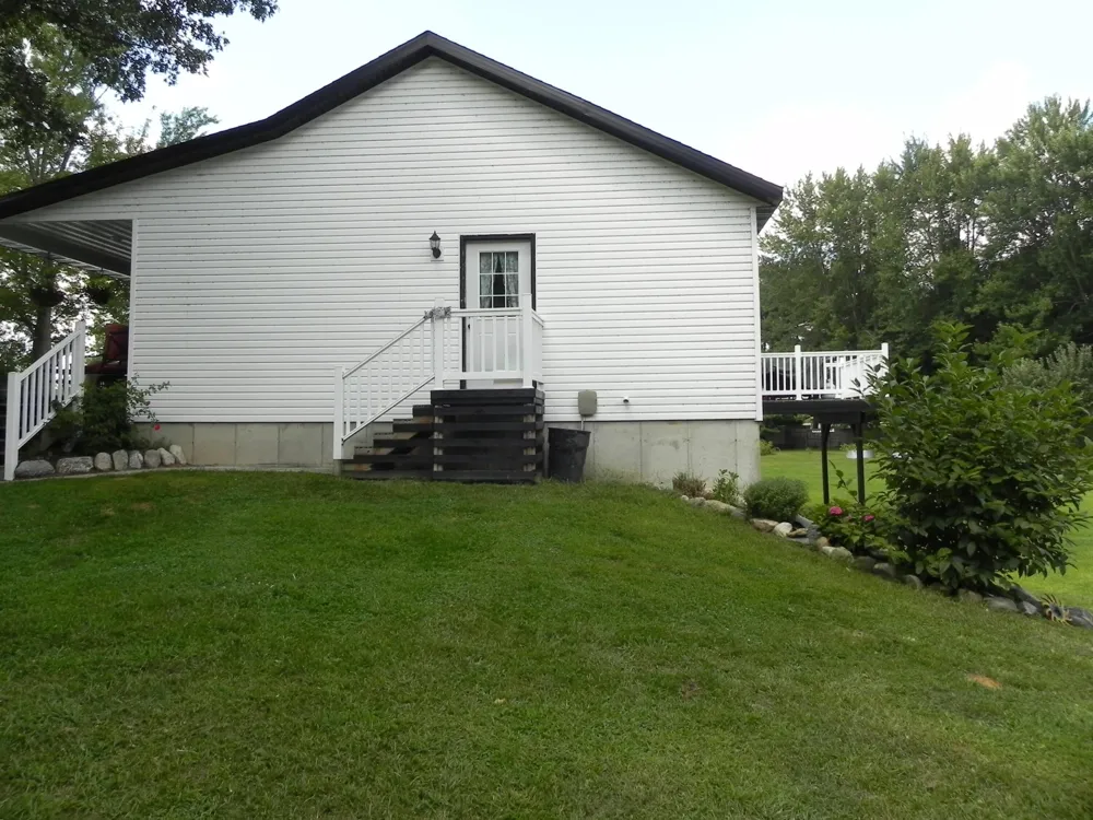 27797 M-60 Mendon, MI 49072