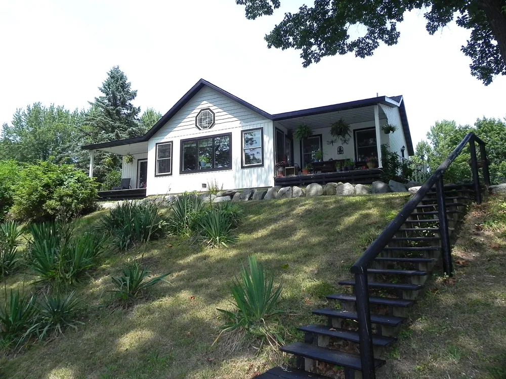 27797 M-60 Mendon, MI 49072
