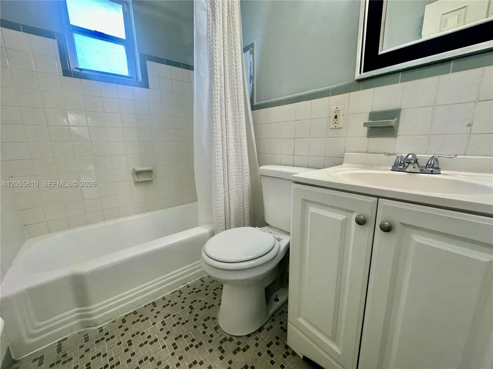 2110 Washington Ave #2110 Opa-Locka, FL 33054