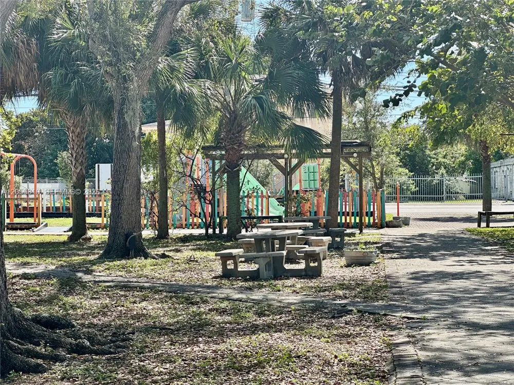 2110 Washington Ave #2110 Opa-Locka, FL 33054