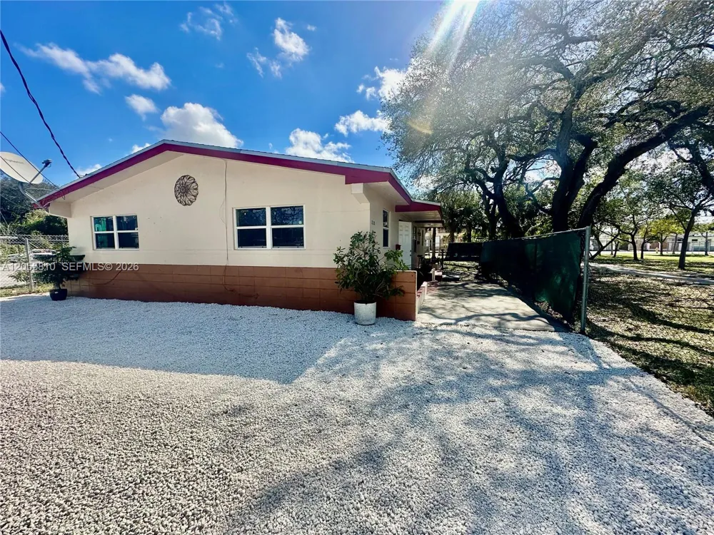 2110 Washington Ave #2110 Opa-Locka, FL 33054