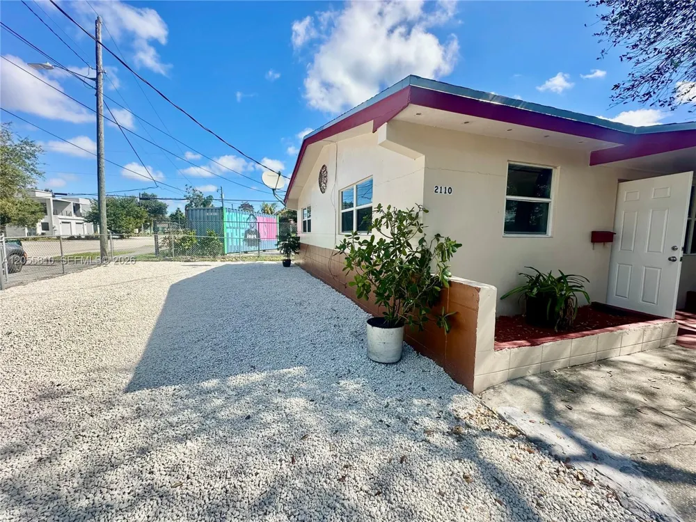 2110 Washington Ave #2110 Opa-Locka, FL 33054