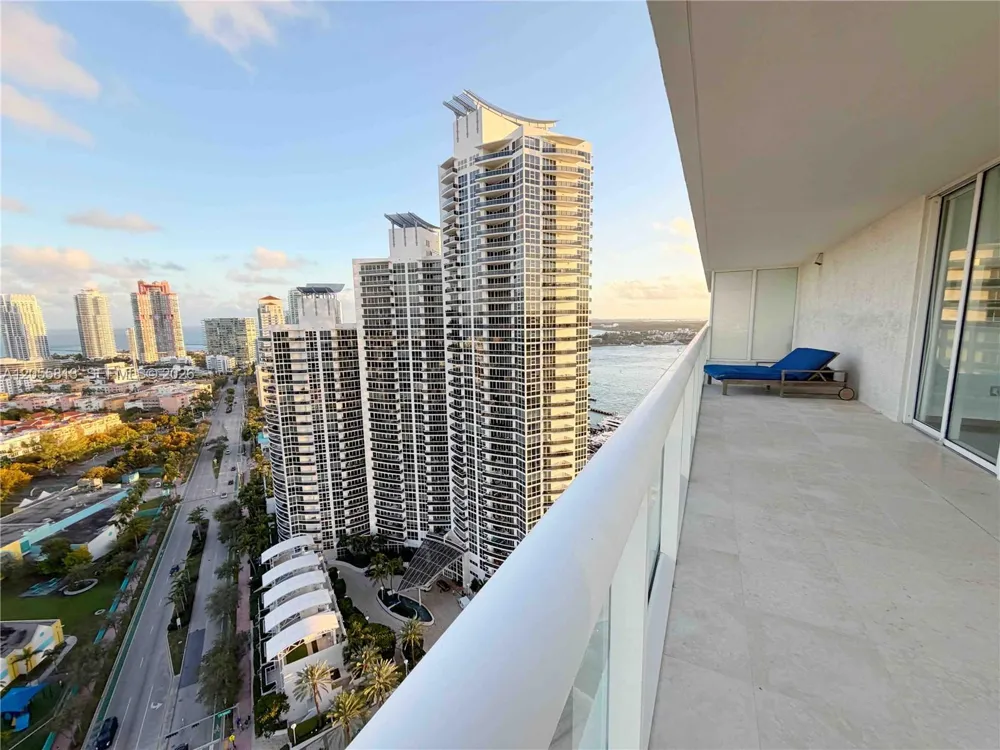 450 Alton Rd #2610 Miami Beach, FL 33139
