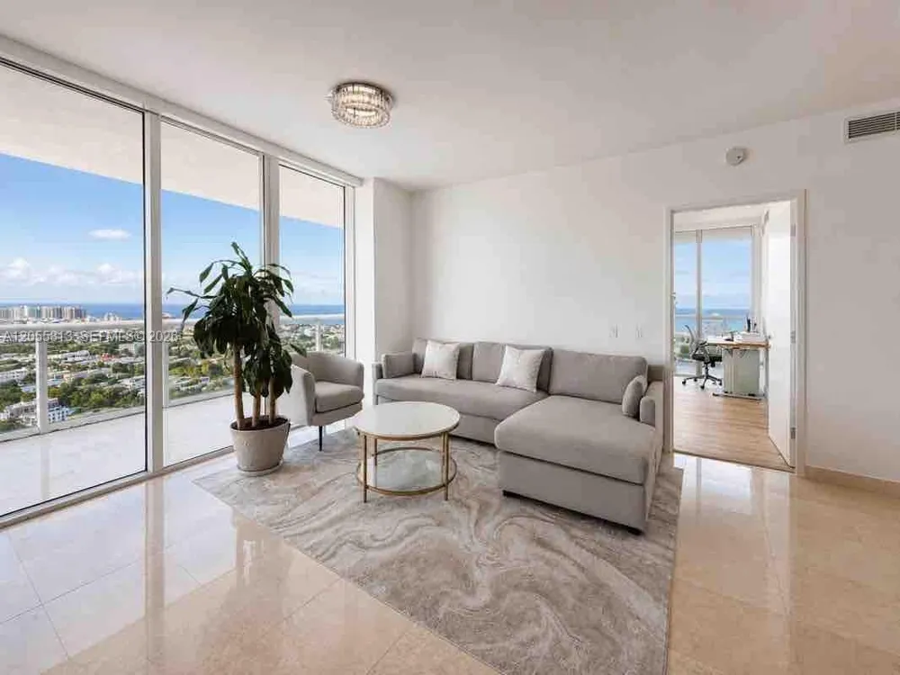 450 Alton Rd #2610 Miami Beach, FL 33139