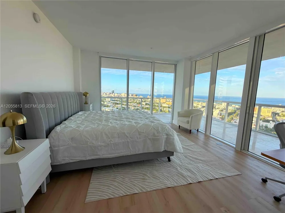 450 Alton Rd #2610 Miami Beach, FL 33139
