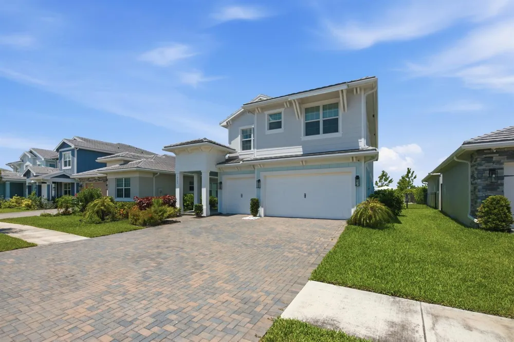 19564 Broad Shore Walk Loxahatchee, FL 33470