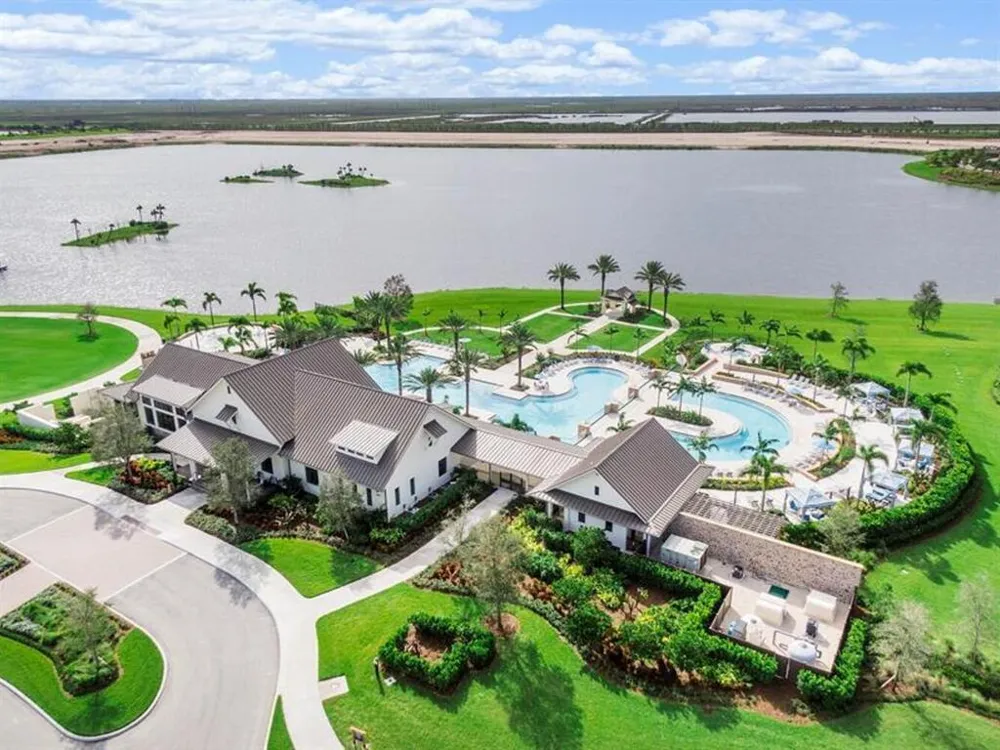 19564 Broad Shore Walk Loxahatchee, FL 33470