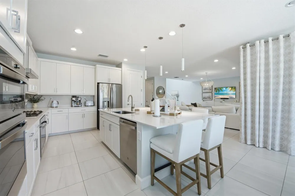 19564 Broad Shore Walk Loxahatchee, FL 33470