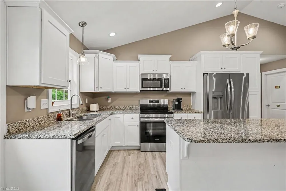 344 Springs Grove Lane Thomasville, NC 27360