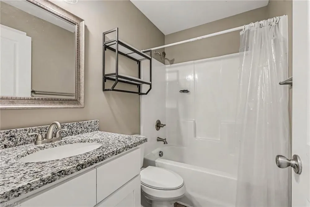344 Springs Grove Lane Thomasville, NC 27360