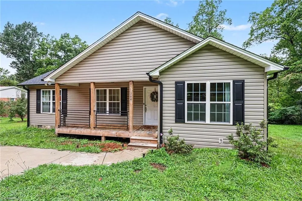 344 Springs Grove Lane Thomasville, NC 27360