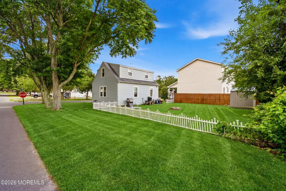 60 Illinois Avenue Waretown, NJ 08758