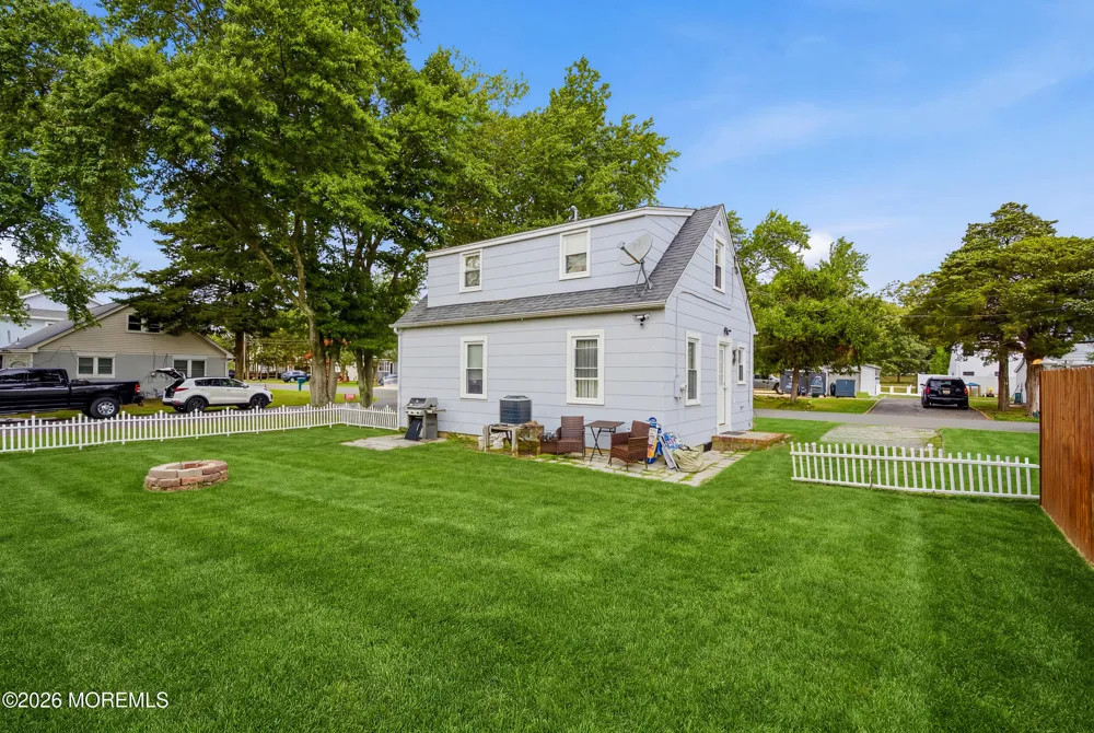 60 Illinois Avenue Waretown, NJ 08758