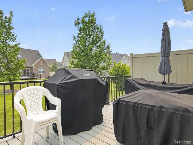 32969 Brookside Circle #18 Livonia City, MI 48152
