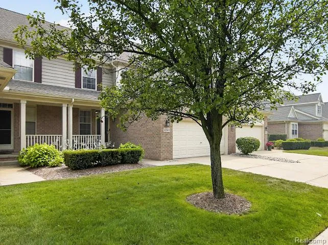 32969 Brookside Circle #18 Livonia City, MI 48152