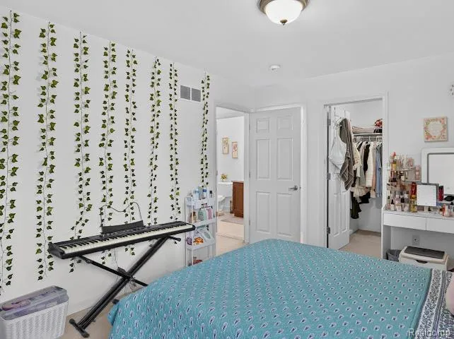 32969 Brookside Circle #18 Livonia City, MI 48152