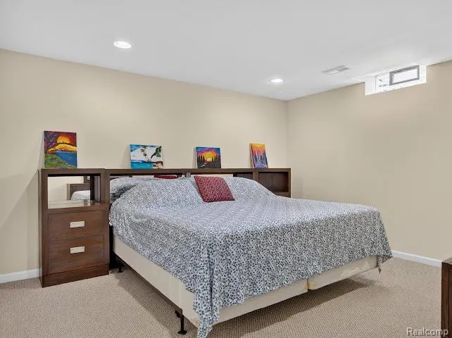32969 Brookside Circle #18 Livonia City, MI 48152