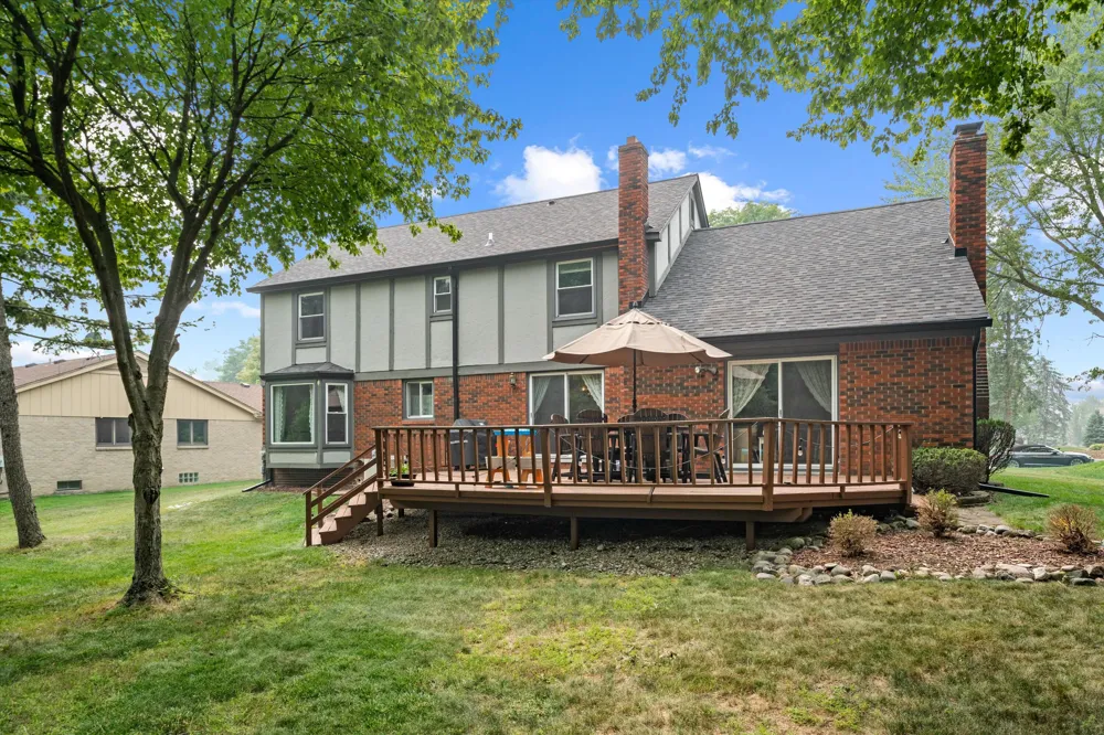 25872 Hunt Club Boulevard Farmington Hills City, MI 48335