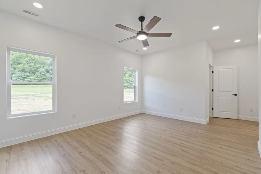 2639 Lick Creek Road Linden, TN 37096