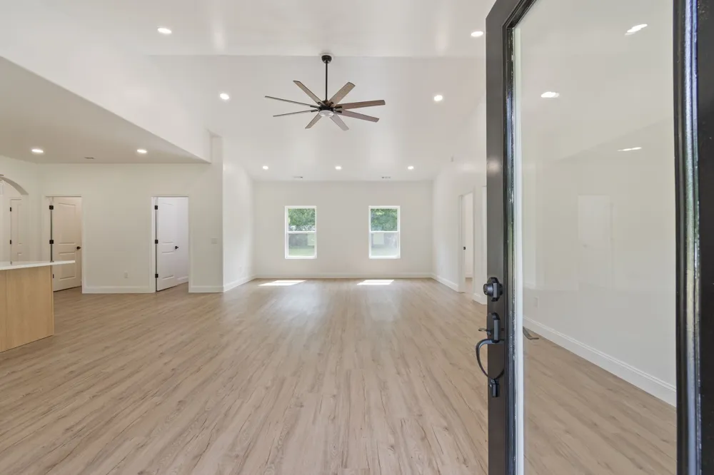 2639 Lick Creek Road Linden, TN 37096
