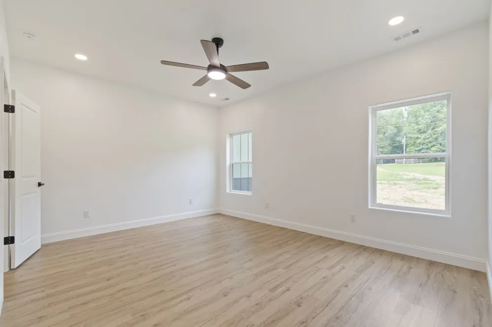 2639 Lick Creek Road Linden, TN 37096