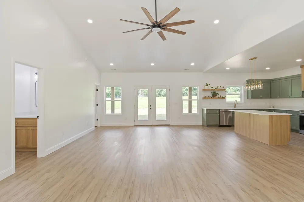 2639 Lick Creek Road Linden, TN 37096