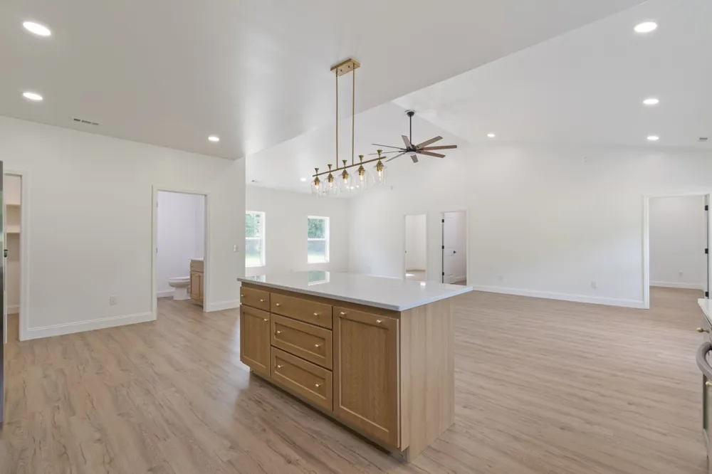 2639 Lick Creek Road Linden, TN 37096