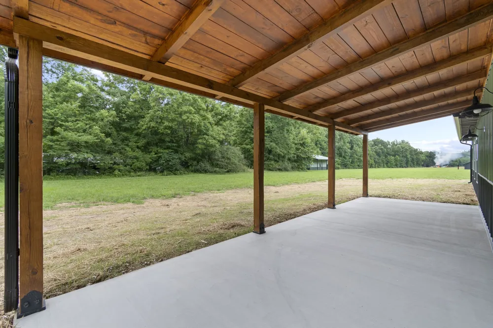 2639 Lick Creek Road Linden, TN 37096