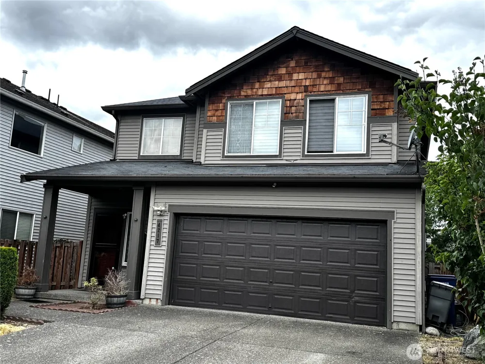 4217 L PLACE NE Auburn, WA 98002
