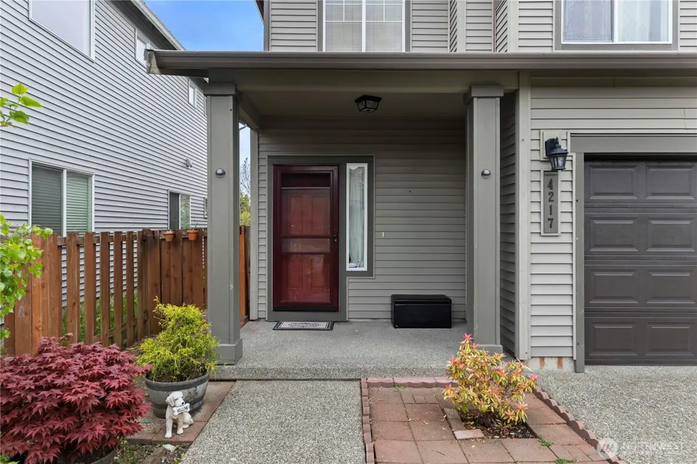 4217 L PLACE NE Auburn, WA 98002