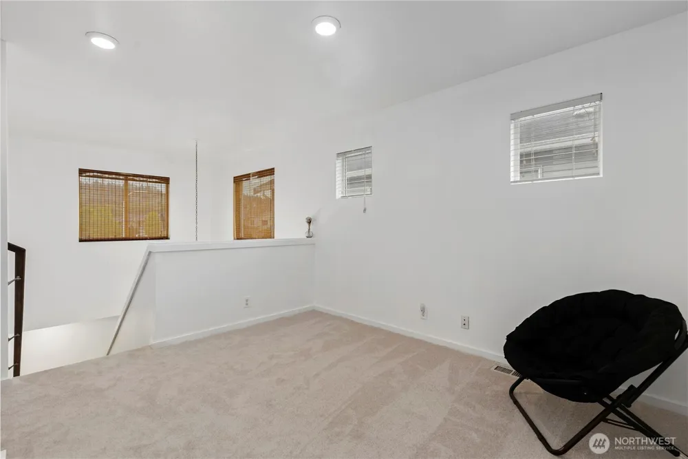 4217 L PLACE NE Auburn, WA 98002