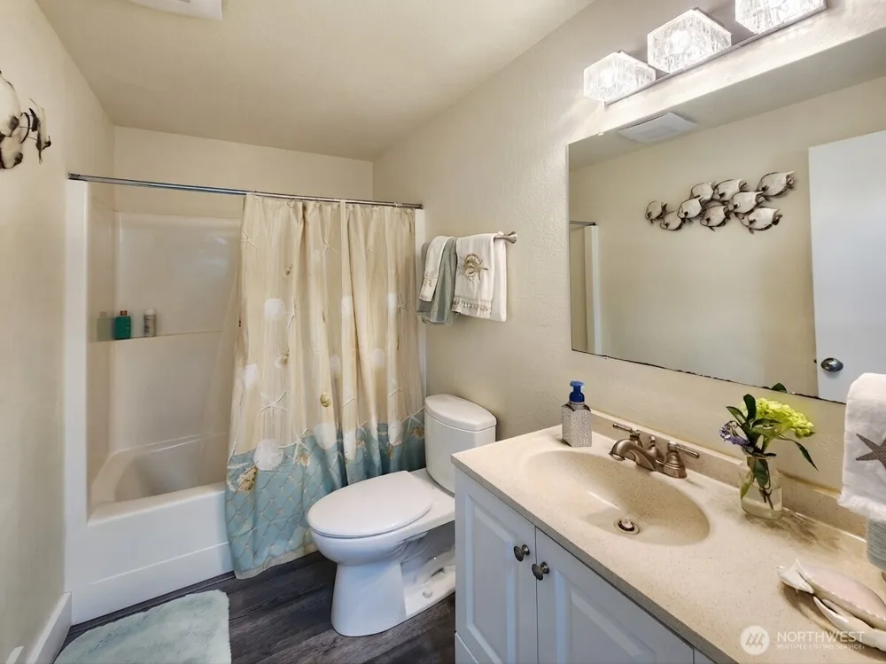 370 Olympic View Avenue NE Ocean Shores, WA 98569