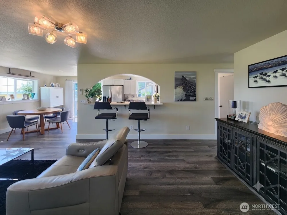 370 Olympic View Avenue NE Ocean Shores, WA 98569