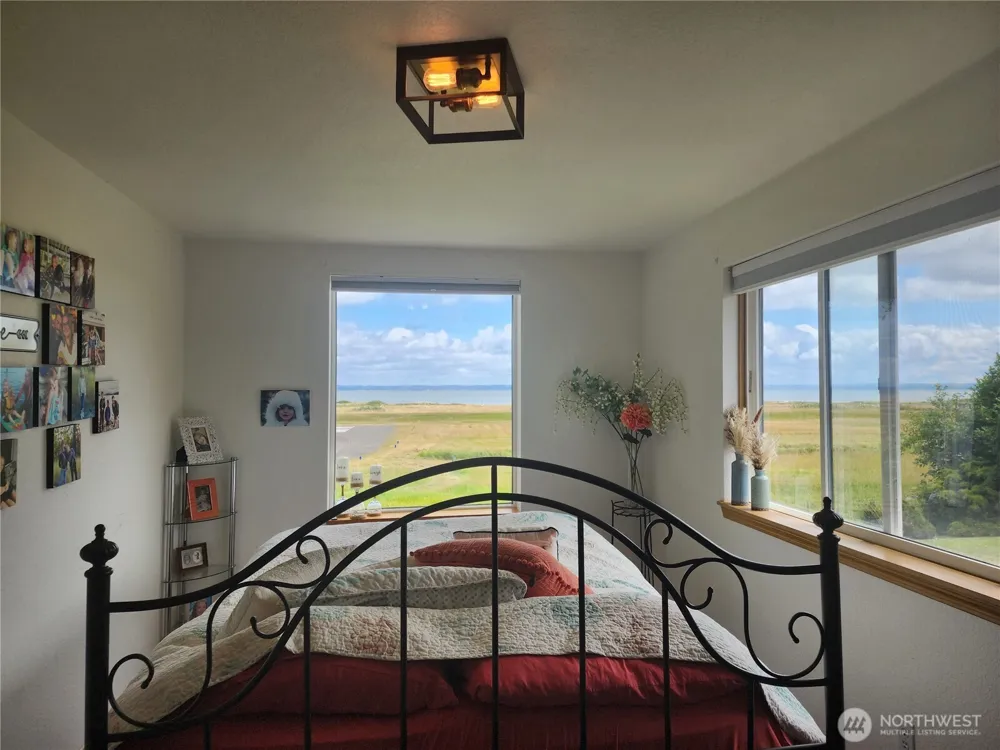 370 Olympic View Avenue NE Ocean Shores, WA 98569