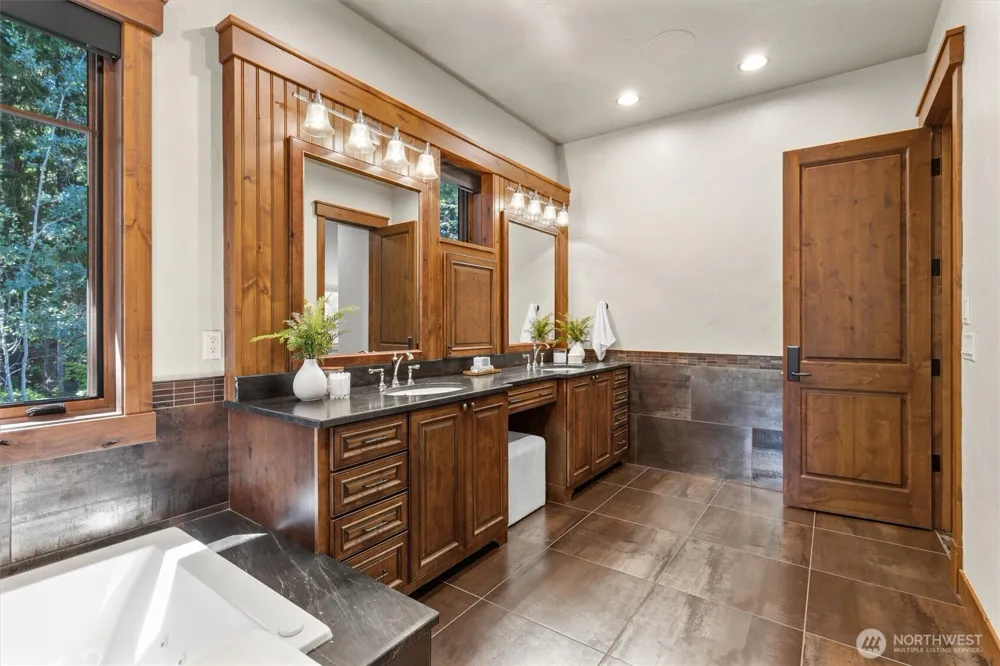 1060 Ruby King Loop Cle Elum, WA 98922