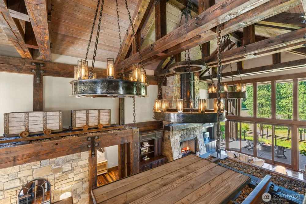 1060 Ruby King Loop Cle Elum, WA 98922