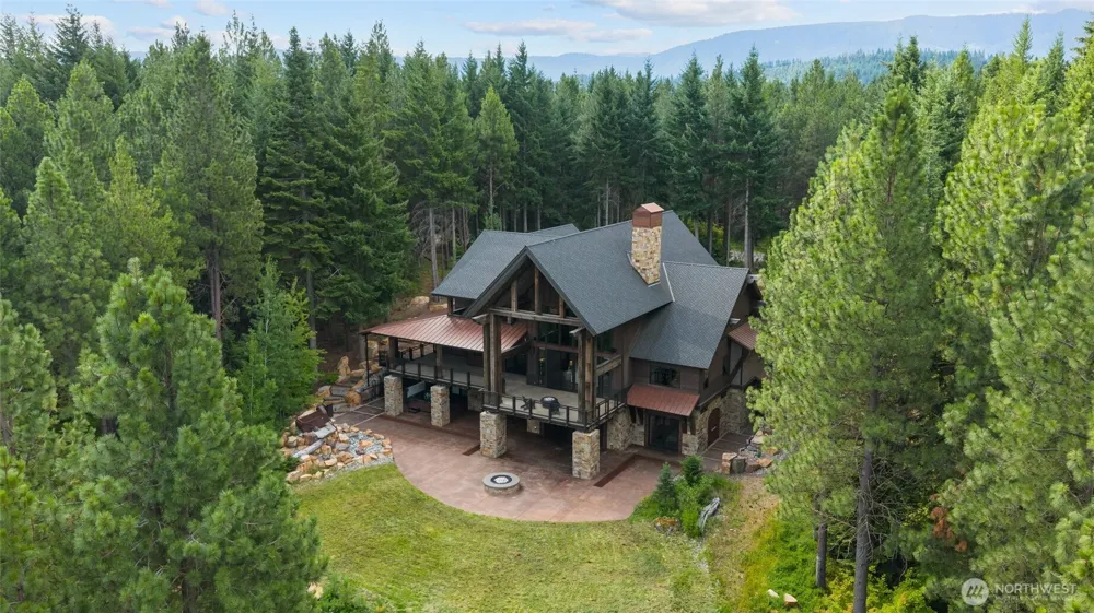 1060 Ruby King Loop Cle Elum, WA 98922