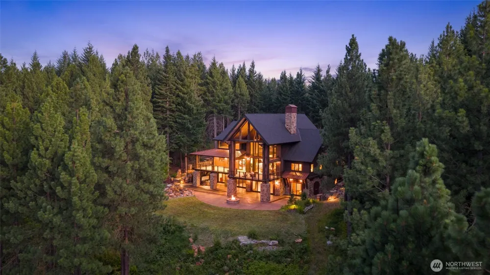 1060 Ruby King Loop Cle Elum, WA 98922