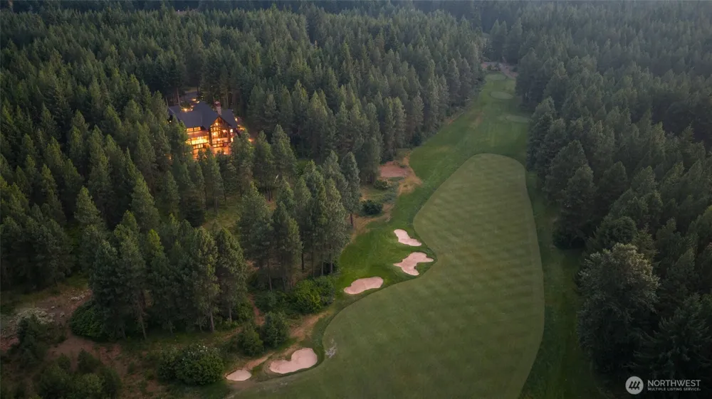 1060 Ruby King Loop Cle Elum, WA 98922