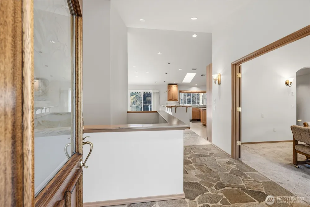 3035 Lakeshore Drive Manson, WA 98831