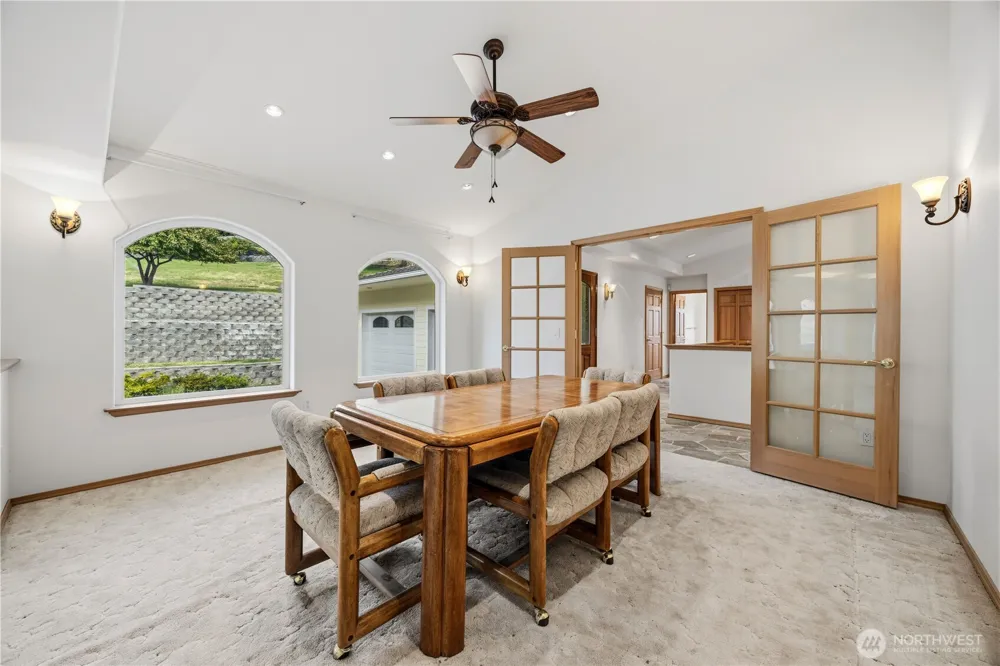 3035 Lakeshore Drive Manson, WA 98831
