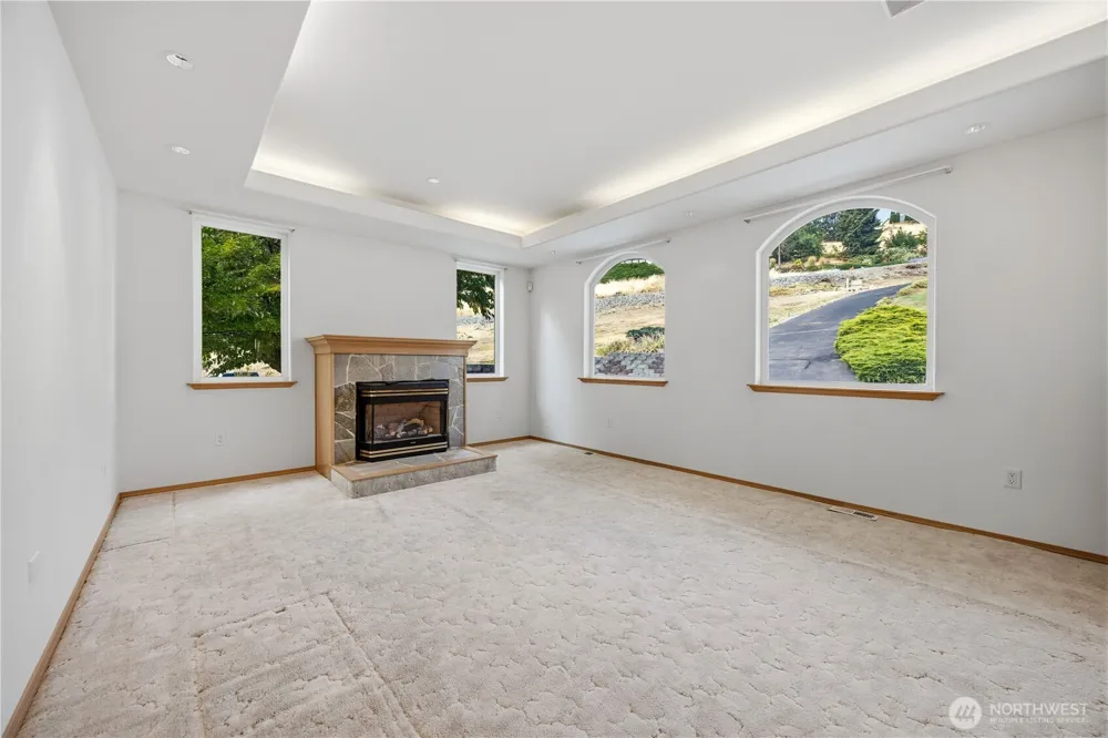 3035 Lakeshore Drive Manson, WA 98831