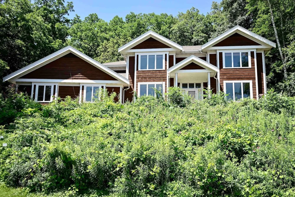 104 Forest Oak Court Winona, MN 55987