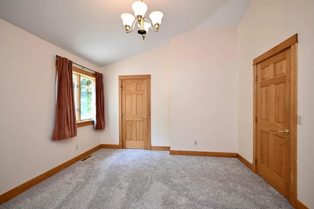 104 Forest Oak Court Winona, MN 55987