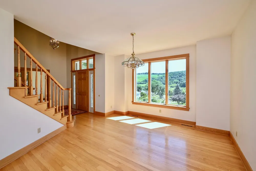 104 Forest Oak Court Winona, MN 55987