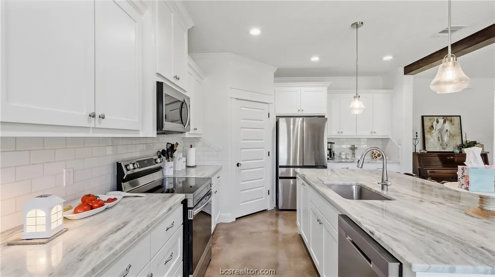 2879 Fm 2000 Caldwell, TX 77836
