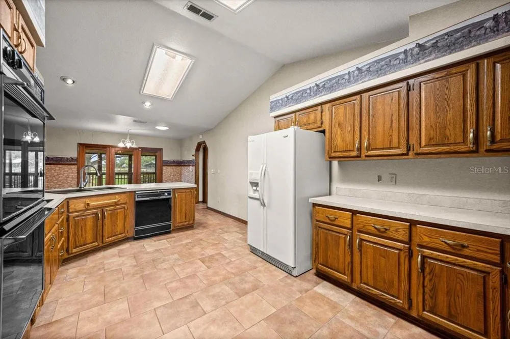 5065 NW 150TH AVENUE Morriston, FL 32668